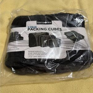 Brand new Samsonite Packing cubes